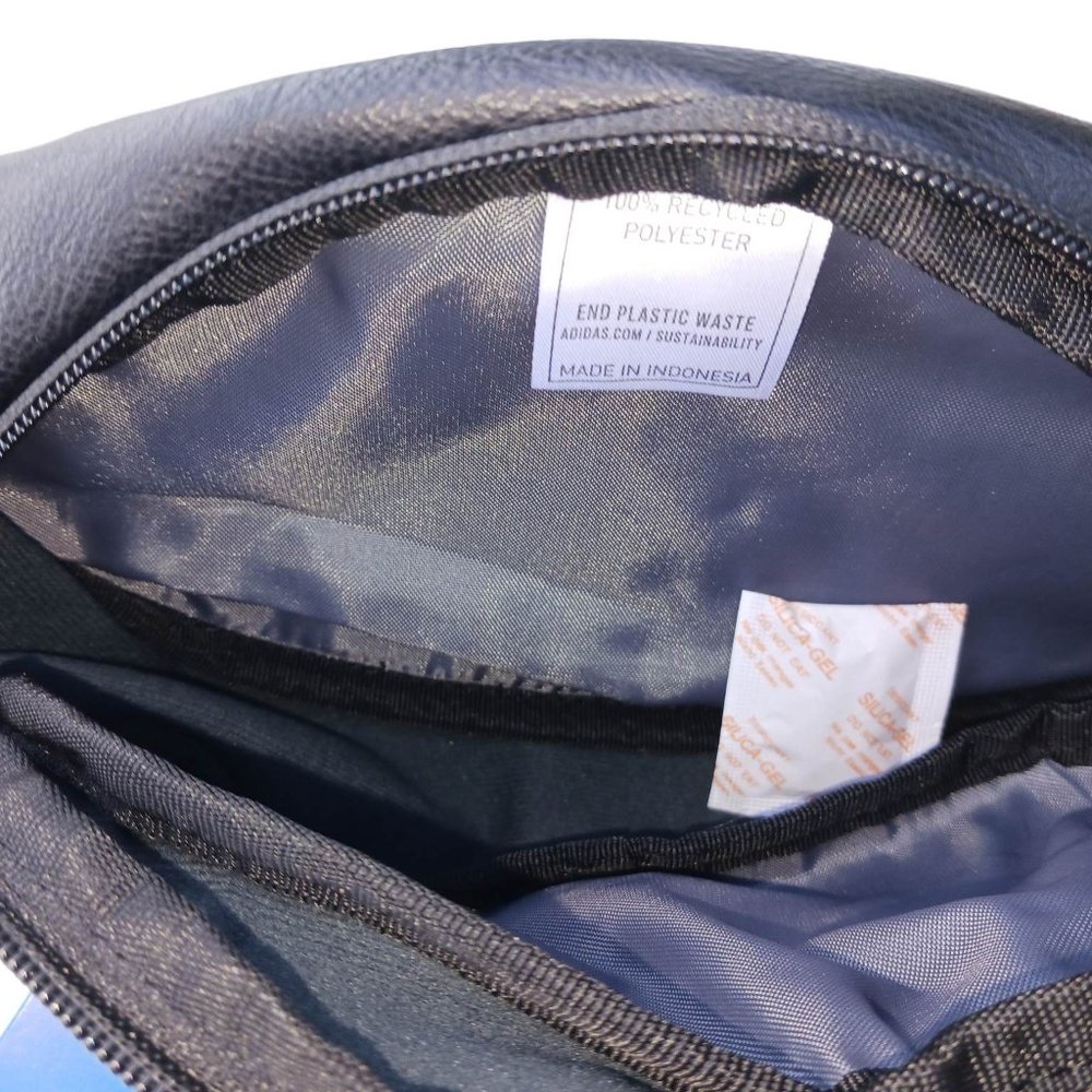 *NEW* Adidas Belt Bag Black Size 48 - Picture 7 of 11